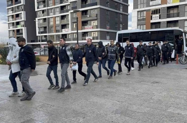 Bahis operasyonunda gözaltına alınan 13 şüpheli adliyeye sevk edildi 