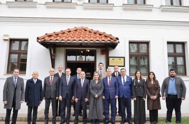 Bakan Bolat’tan Kosova’da KFOR Karargahı’na ziyaret 