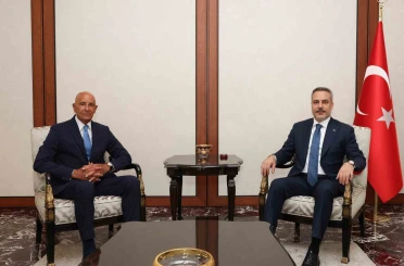 Bakan Fidan, ABD’nin Ankara Büyükelçisi Barrack’ı kabul etti 