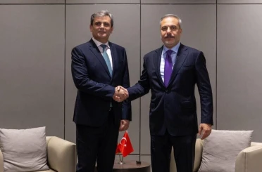 Bakan Fidan, Karadağlı mevkidaşı ile bir araya geldi