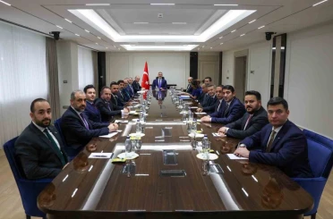 Bakan Fidan, MÜSİAD Genel Başkanı Özdemir’i kabul etti 