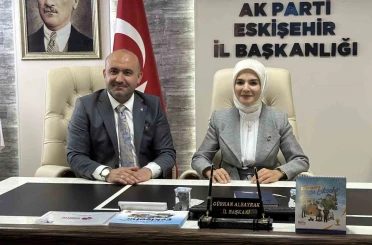 Bakan Göktaş, AK Parti Eskişehir İl Başkanlığı’nı ziyaret etti 