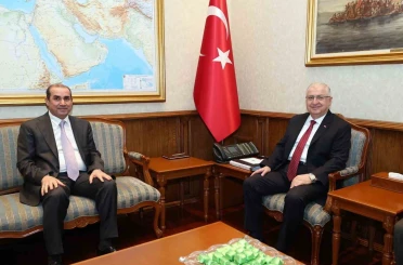 Bakan Güler, Irak’ın Ankara Büyükelçisi Al-Lachmawi’yi kabul etti 