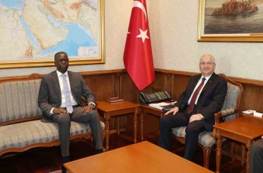Bakan Güler, Nijer Savunma Bakanı Orgeneral Salifou Mody ile bir araya geldi 