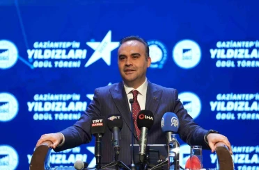 Bakan Kacır: "23 yıl önce 36 milyar dolar olan yıllık ürün ihracatımız 270,6 milyar dolara çıktı" 
