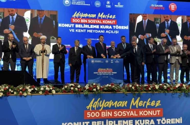 Bakan Kurum: "Adıyaman yıkıldığı yerden doğruldu"