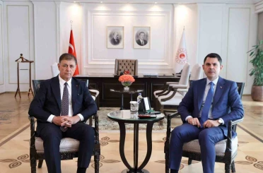 Bakan Kurum, İzmir Büyükşehir Belediye Başkanı Tugay’ı kabul etti 