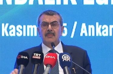 Bakan Tekin: "45 farklı ülkede 2 bin 785 bursiyerimiz var" 