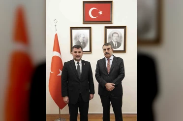 Bakan Tekin ile Düzce’nin eğitim gündemi görüşüldü 