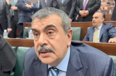Bakan Tekin: "(Şanlıurfa’da okuldaki saldırı) Öğretmen arkadaşımızın yaşam süreçlerinin sürdürülmesini engelleyecek bir kalıcı hasar olabilir diye endişemiz var" 