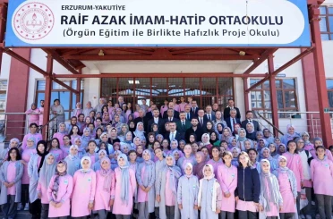 Bakan Tekin’den Erzurum’da sürpriz okul ziyareti 