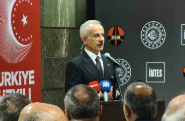 Bakan Uraloğlu: "Hedefimiz 14 bin kilometre olan demiryolu ağımızı 2028 yılında 17 bin 300 kilometrelere çıkarmak" 