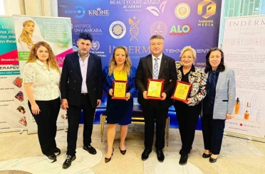 Bakü’de Prof. Dr. Aysun Bay liderliğinde Sağlık ve İnovasyon Zirvesi: Türkiye-Azerbaycan kardeşliği sağlık diplomasisine güç katıyor 
