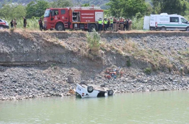 Balık tutmak için geldiği nehre aracıyla uçan adam öldü 