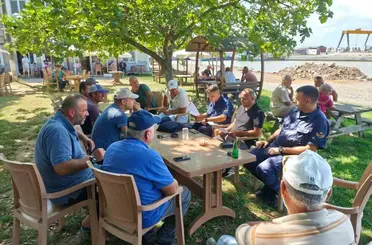 Balıkçılar denizlerin temiz tutulması konusunda bilgilendirildi
