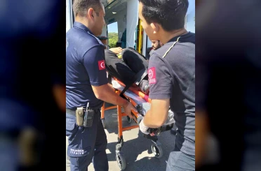 Balıkesir’de otomobile arkadan çarpan araçta 2 kişi yaralandı 