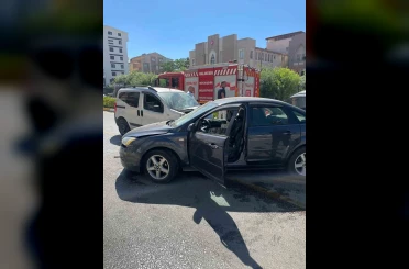 Balıkesir’de otomobiller çarpıştı: 3 yaralı 