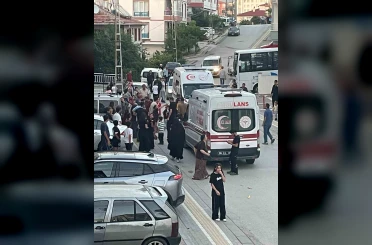 Balkondan düşen 1 yaşındaki çocuk ağır yaralandı 