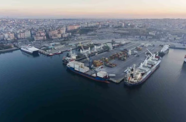 Bandırma Limanı’nda 2025’te dış ticaret hacmi 2,2 milyar doları aştı 