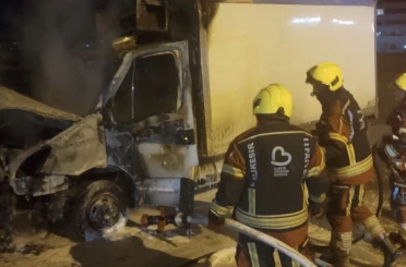 Bandırma’da korkutan araç yangını 