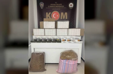 Bandrolsüz 75 bin dal boş makaron ele geçirildi 