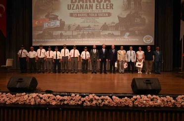 ‘Barışa Uzanan Eller: İzi Barış, Yolu Vatan’ Belgeseli Isparta’da gösterildi 