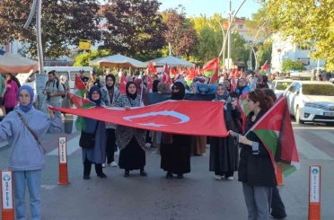 Bartın’da Sumud filosuna destek yürüyüşü 