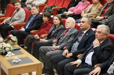 BARÜ’de "Bartınlı Bir Akademisyenin Hayatından Kesitler" söyleşisi düzenlendi 