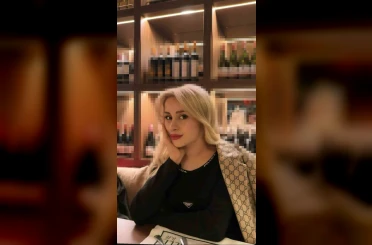 Başakşehir’de alkollü olduğu ileri sürülen sürücü kaldırımdaki genç kıza çarptı 