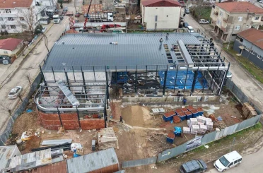 Başiskele Vezirçiftliği Kapalı Spor Salonu inşaatı sürüyor 