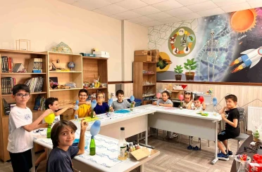 Başiskele’de miniklerin yaz tatili bilim ve teknolojiyle dolu geçiyor 