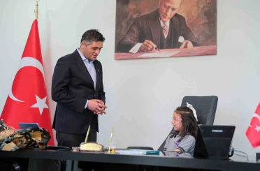 Başkan Acar 23 Nisan’da koltuğunu devretti 