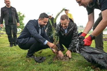 Başkan Ahmet Akın: "Çevre bize emanet" 