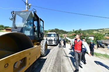 Başkan Akın: "Balıkesir’imizin yollarını ilmek ilmek dokuyoruz" 