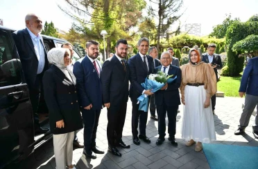 Başkan Büyükkılıç, AK Parti Genel Başkan Yardımcısı Demir’i ağırladı 