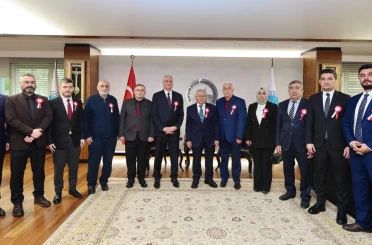 Başkan Büyükkılıç: "Vakıf geleneği, toplumsal dayanışmanın en güçlü örneklerinden biridir" 
