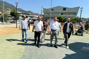 Başkan Çetinkaya yapımı süren tema parkları inceledi 