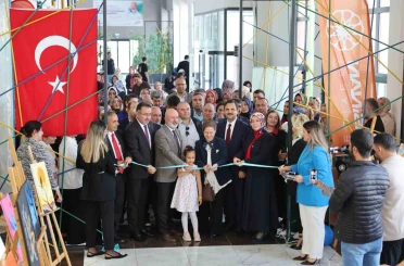 Başkan Çolakbayrakdar: "Akademiler, artık sadece eğitim değil, sosyal hayatın merkezi oldu" 