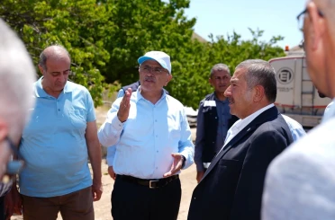 Başkan Er ve Bozkurt, Darende’de yol çalışmalarını inceledi 