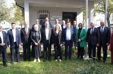 Başkan Erkan Aydın’dan Altınova Mahallesi’ne ziyaret 