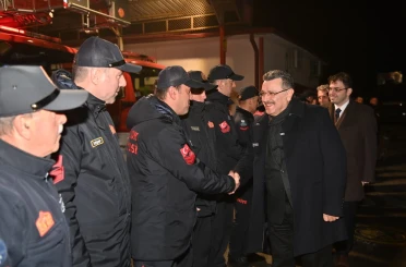 Başkan Genç’ten yılbaşında görev yapan personele ziyaret 
