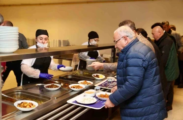Başkan Güler, üniversite öğrencileriyle iftar sofrasında 