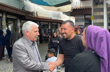 Başkan Karamehmetoğlu esnaf ve vatandaşlarla buluştu 