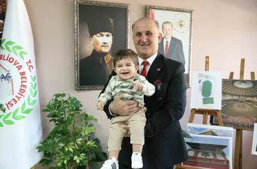 Başkan Kaya, minik Teoman ile buluştu
