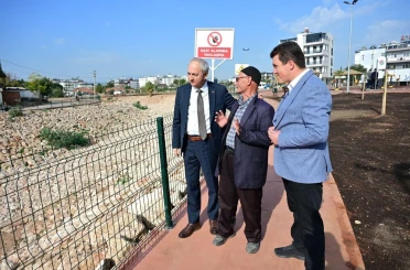 Başkan Kocagöz, Şelale Mahallesi’ne kazandırılan yeni park alanını inceledi 