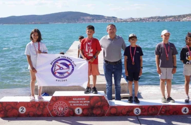 Başkan Mesut Ergin, Bölge Yelken Yarışları’nda sporcuların heyecanına ortak oldu 