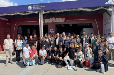 Başkan Palancıoğlu Havacılık Lisesi öğrencileri ile TEKNOFEST’İ ziyaret etti
