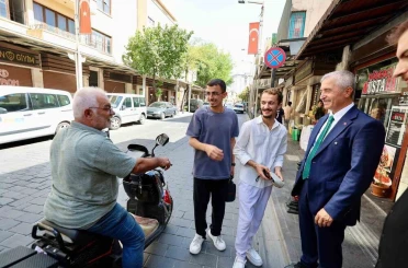Başkan Tahmazoğlu, çarşı esnafı ve vatandaşlarla buluştu 