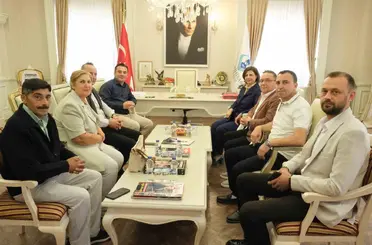 Başkan Ünlüce’den, Başkan Dökmeci’ye ziyaret
