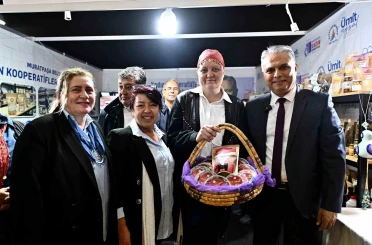 Başkan Uysal, ‘Trabzon Tanıtım Günleri’nde 